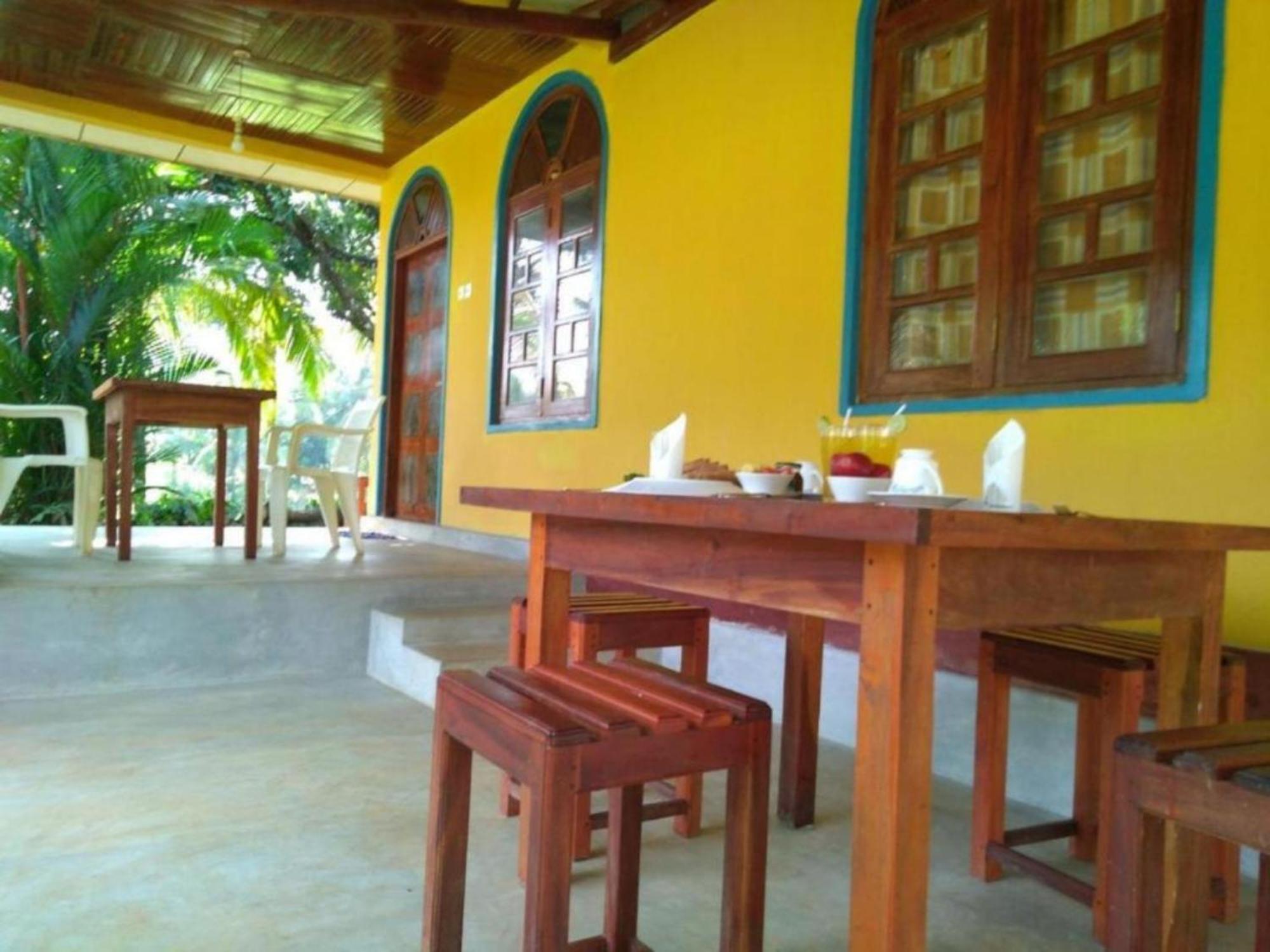Hotel Serene Sinharaja Deniyaya Exterior foto